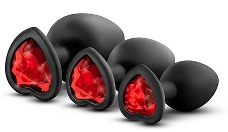 Набор черных анальных пробок с красным кристаллом-сердечком Bling Plugs Training Kit - фото 412487