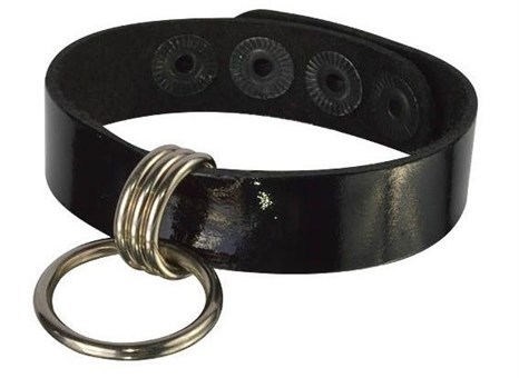 Черный лаковый кожаный браслет с подвесным колечком - фото 414518