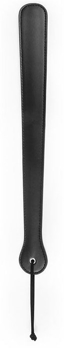Черная гладкая классическая шлепалка с ручкой - 48 см. - фото 416335