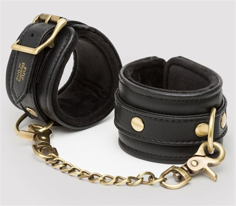 Черные наручники Bound to You Faux Leather Wrist Cuffs - фото 421117
