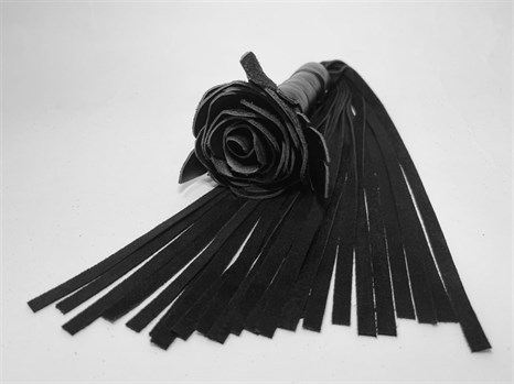 Черная замшевая плеть с розой в рукояти - 40 см. - фото 430623