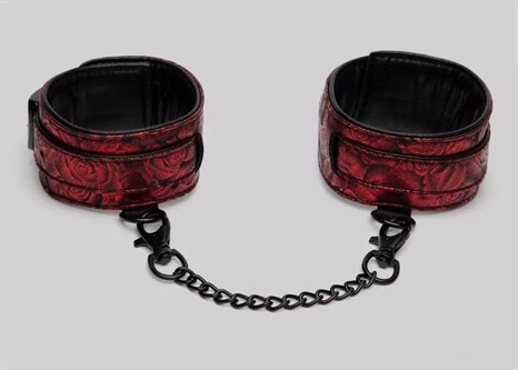 Красно-черные оковы Reversible Faux Leather Ankle Cuffs - фото 439124