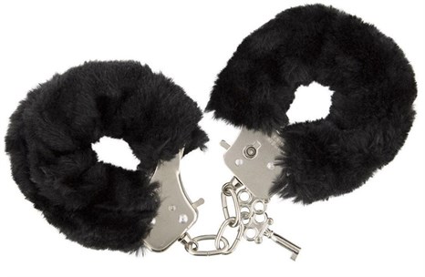 Металлические наручники с черной меховой опушкой и ключиками - фото 444324