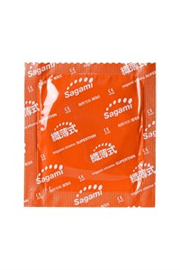 Ультратонкий латексный презерватив Sagami Xtreme 0,04