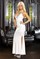 Белое вечернее платье в пол с нарядным декольте - фото 323515